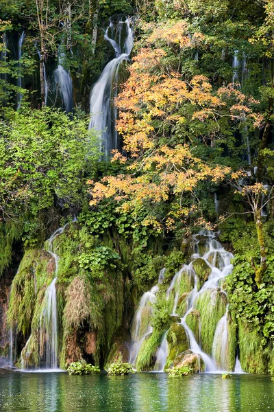 Jesień wodospady — Zdjęcie stockowe