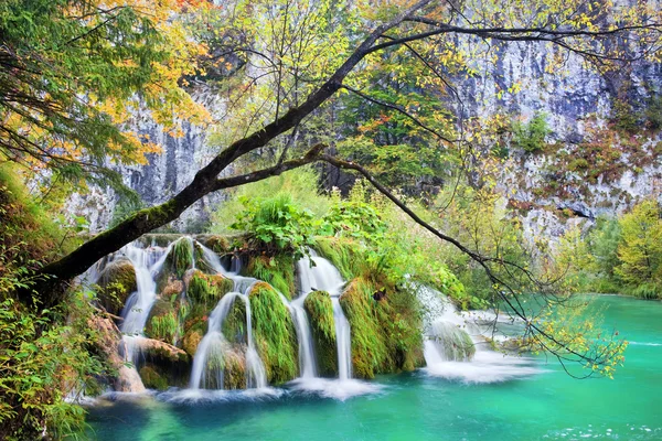 Autumn Waterfall — Stock Photo, Image