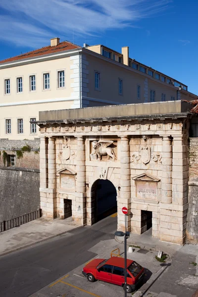 The Land Gate to the Old City of Zadar — Stock Photo, Image