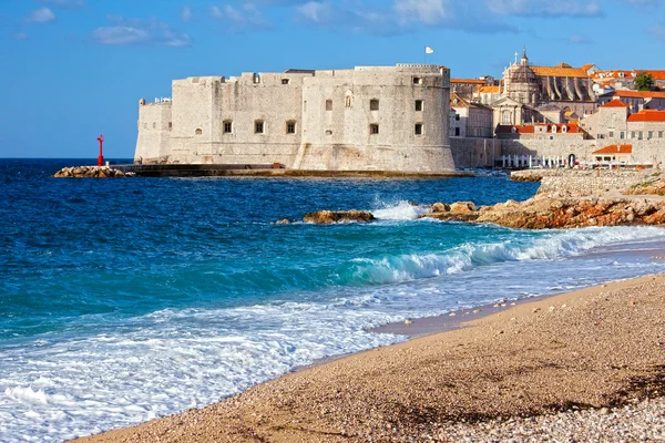Dubrovnik Hırvatistan Güney Dalmaçya Bölgesinin Adriyatik Denizi Üzerinde Eski Bir — Stok fotoğraf