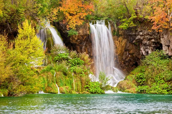 Scenic Waterfalls Picturesque Autumn Scenery Plitvice Lakes National Park Croatia — Stock Photo, Image