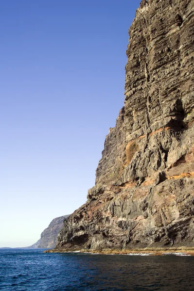洛杉矶 Gigantes 悬崖由大西洋在西班牙加那利群岛的特内里费 — 图库照片