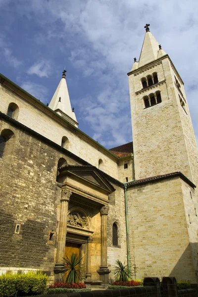 Kirchenarchitektur in Prag — Stockfoto