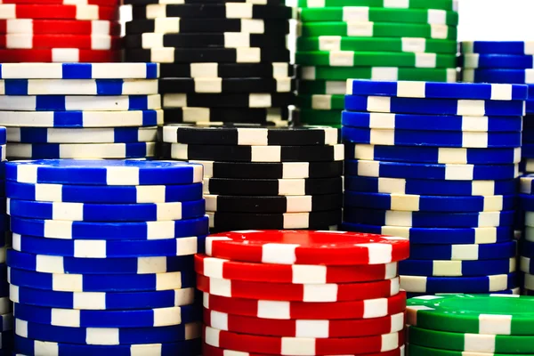 Pilhas Fichas Poker Fundo Branco — Fotografia de Stock