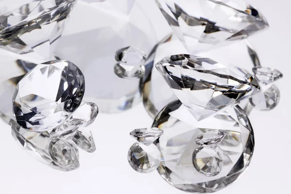 Diamantes Joyas Sobre Fondo Espejado — Foto de Stock