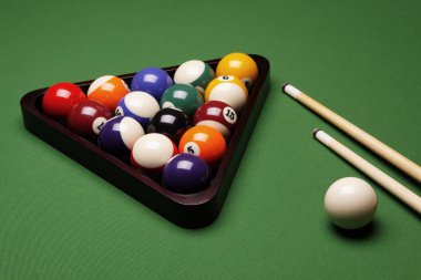 Bilardo Zamanı! Tablo havuzu oyun kavramını!