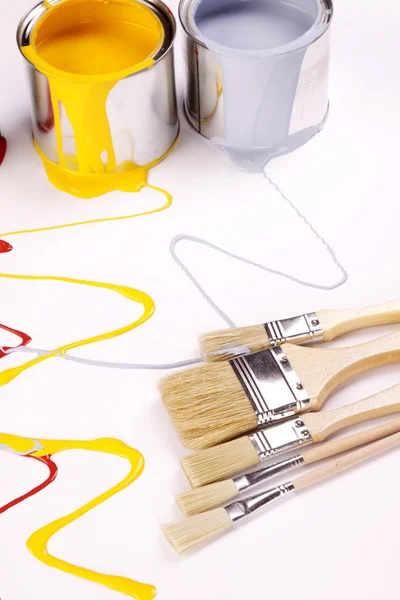 Schilderen, schilderen blikjes, paintbrusches en meer! — Stockfoto
