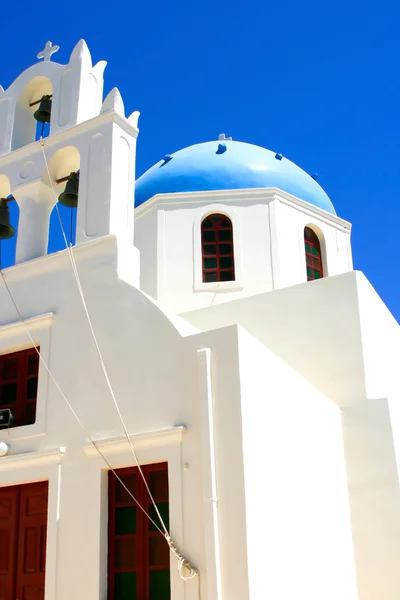 Santorini beyaz chapel — Stok fotoğraf