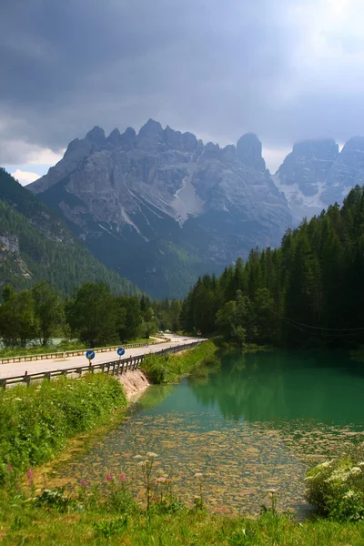 Италия гора, Кортина Д "Ампеццо (Альпы ) — стоковое фото