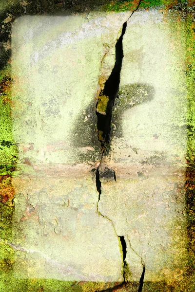 Moldura grunge verde com grande rachadura na parede — Fotografia de Stock