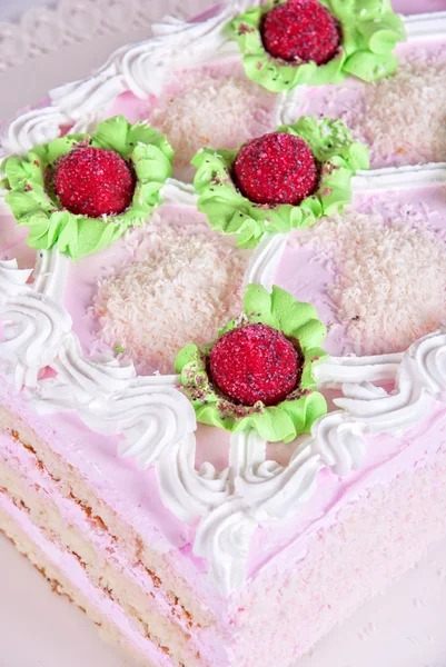 क्रीम स्ट्रॉबेरी केक — स्टॉक फ़ोटो, इमेज