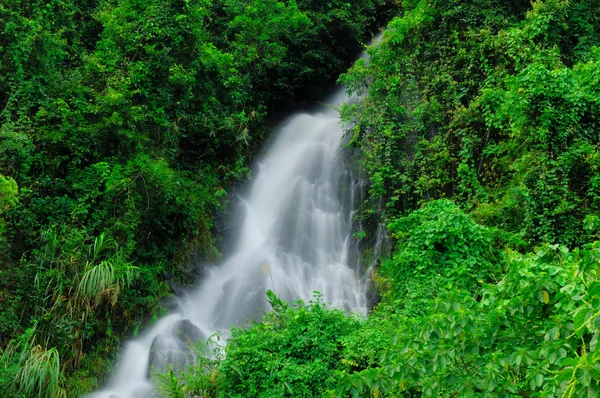 Waterfall is beautiful — Stock Photo, Image