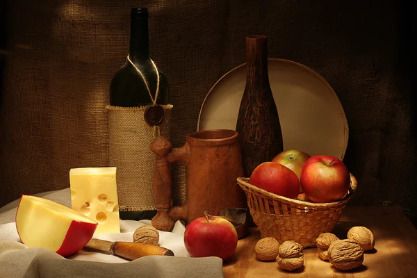 复古静物酒和苹果 — 图库照片
