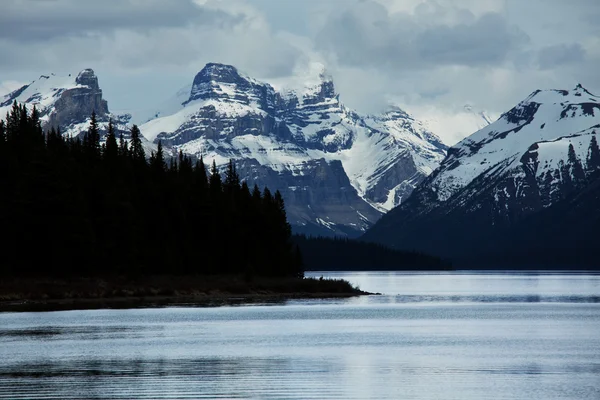 Canadian mountains — Stock Photo, Image