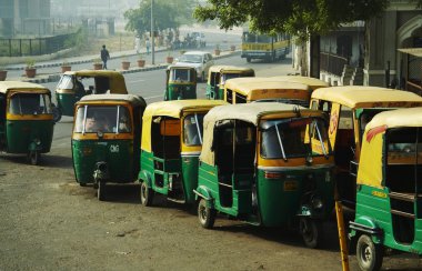 Transport in New Delhi clipart