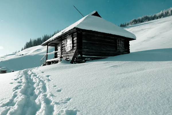 Mountain hut — Stock Photo, Image