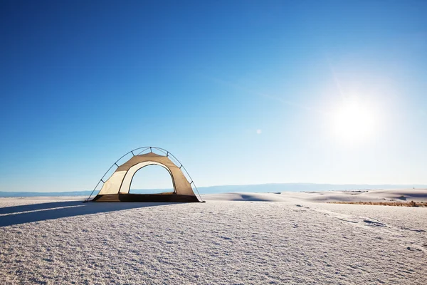Tent in woestijn — Stockfoto