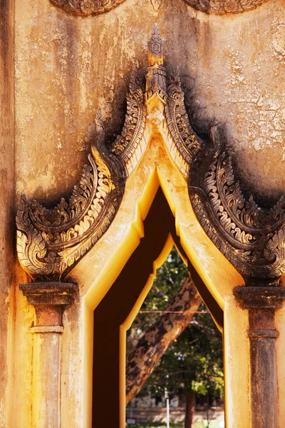 Храм у М'янма — стокове фото
