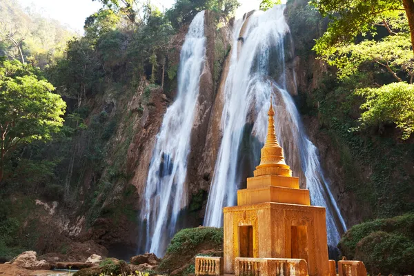 Waterfall in Myanmar — Stock Photo, Image