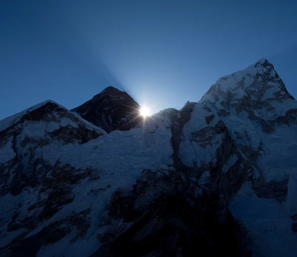 Everest berget — Stockfoto