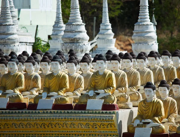 Estátua de Budas — Fotografia de Stock