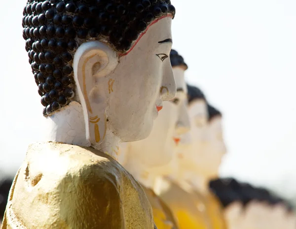 Buddhas staty — Stockfoto