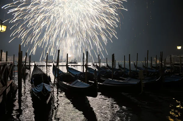 New Year's salute in Venetië — Stockfoto