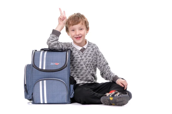 Niño con mochila — Foto de Stock