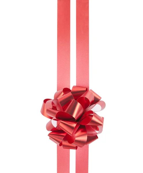 Arco de regalo rojo y cintas — Foto de Stock