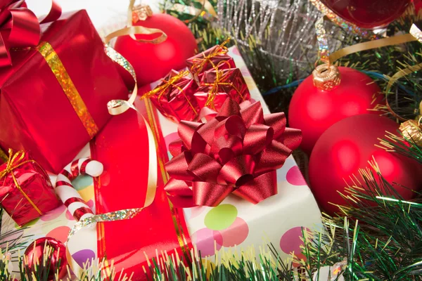 Holiday ornaments and gifts — Stock Photo, Image