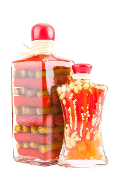 Legumes enlatados em frascos de vidro — Fotografia de Stock