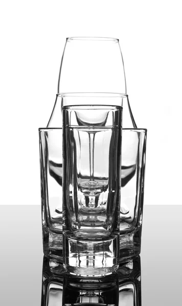 Lege Glazen Voor Wodka Cognac Whisky Wijn Een Rij — Stockfoto