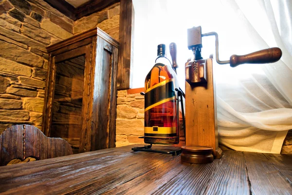 Interior da adega de vinhos antigos — Fotografia de Stock