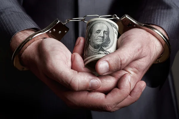 ビジネスの男性が賄賂で逮捕されました。 — ストック写真
