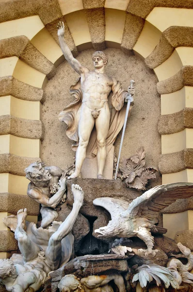 Fuente en la Puerta de San Miguel, Viena — Foto de Stock