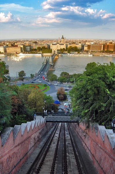 ブダペスト, ブダ城ケーブルカーからの景色 — ストック写真