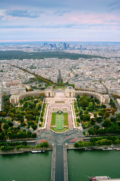 特罗卡德罗和巴黎全景图的照片 — 图库照片