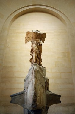 Nike Victory of Samothrace, Louvre, Paris clipart