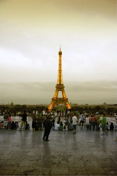 Эйфелева башня в Париже — стоковое фото
