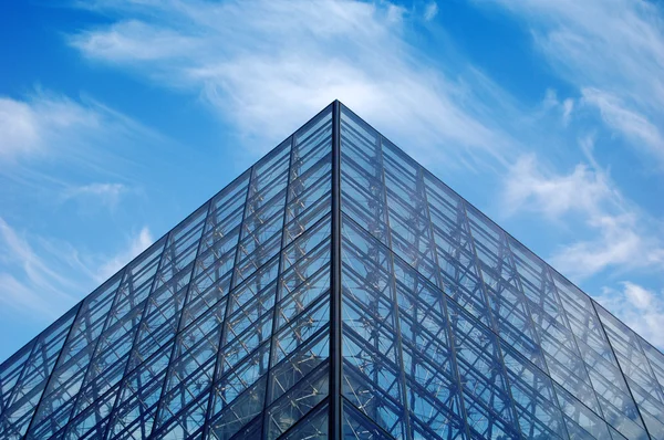 Louvre Piramit, paris