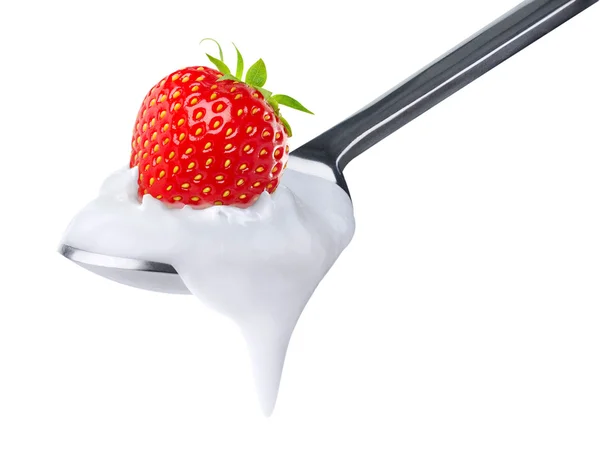 Ложка клубничного йогурта — стоковое фото