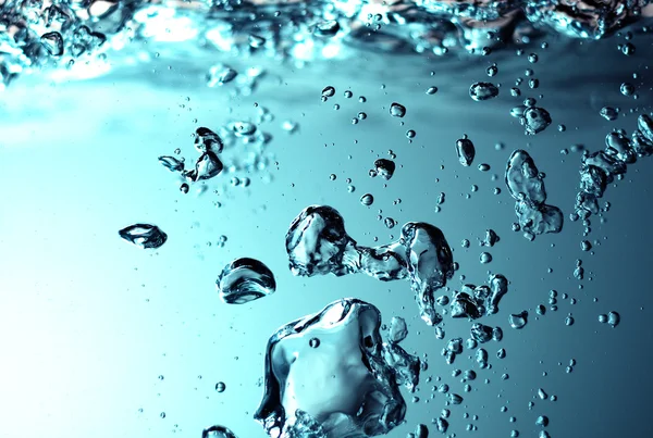 Acqua dolce con bolle — Foto Stock