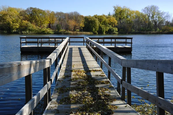 Fishing Dock in the Fall — Stock Photo, Image