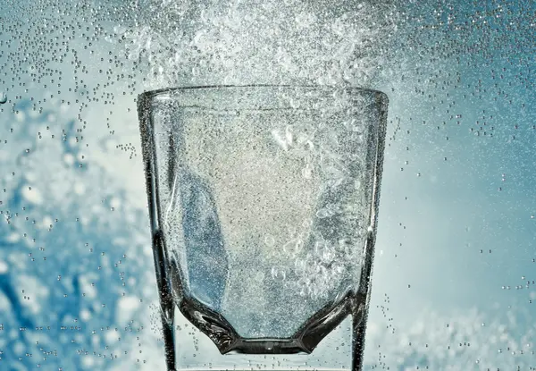 stock image Glass with bubbles