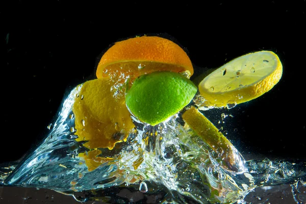 Salpicadura de fruta —  Fotos de Stock