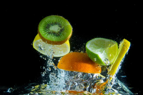 Meyve sıçramak — Stok fotoğraf