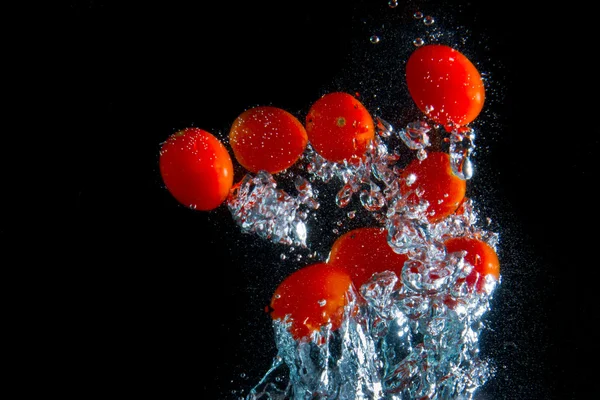 Domates splash — Stok fotoğraf