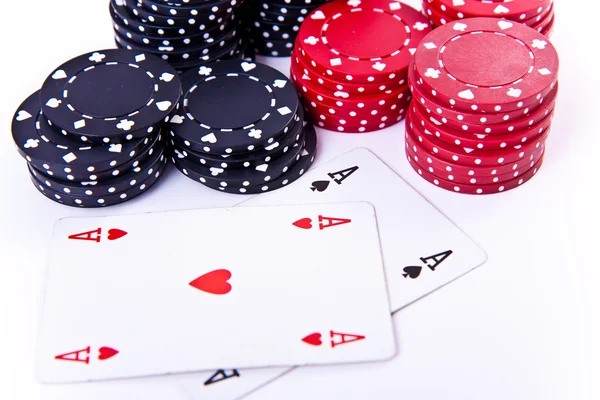 打牌和扑克筹码 — 图库照片