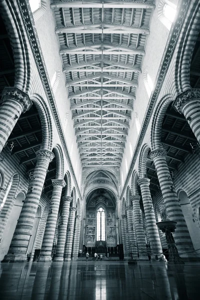 イタリアの教会 itnerior — ストック写真