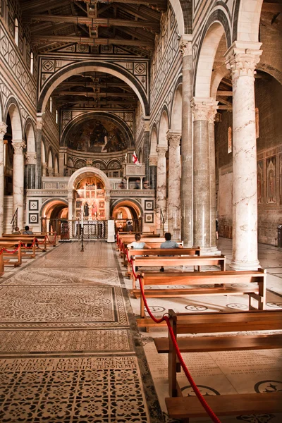 Italien église itnerior — Photo